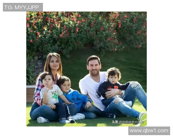 外国情侣抽足球明星的浪漫故事与他们的爱情旅程 外国情侣抽足球明星的浪漫故事与他们的爱情旅程