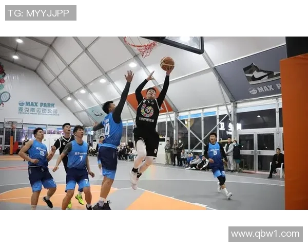 黄岛篮球明星的崛起与奋斗历程揭秘，见证他们如何改变篮球的未来