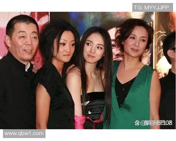 恶作剧明星篮球赛趣事连连引发观众热议与欢笑